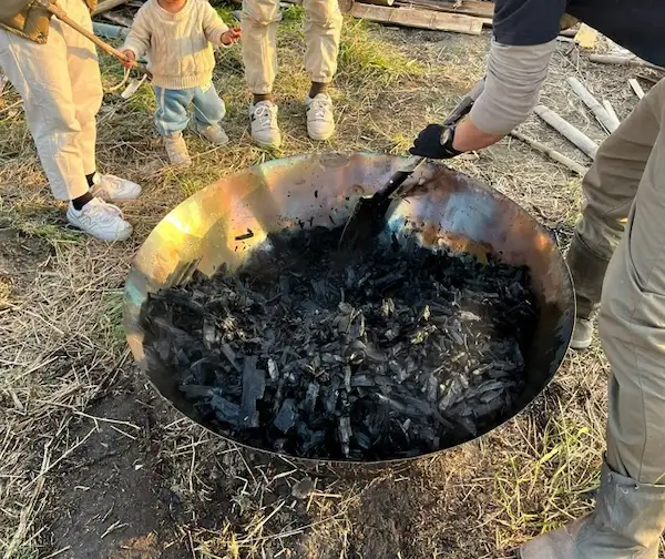 竹炭つくり会